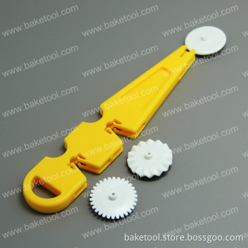 Plastic cake edge crimper for cake decoration